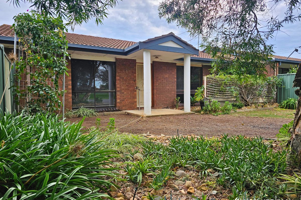 5 Barton Road, Kyabram