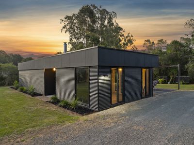 4 Pinewood Lane , Tocumwal