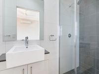 125 / 127 Flynn Circuit , Bellamack