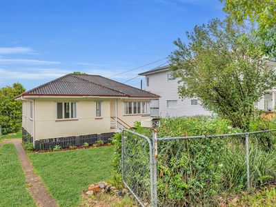 24 Church Road, Mitchelton