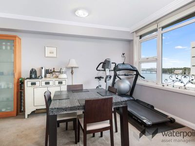 24 / 3 Bay Drive, Meadowbank