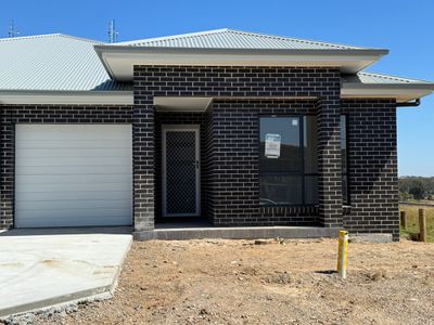 Unit 1 / Lot 522 Loane Circuit, Farley
