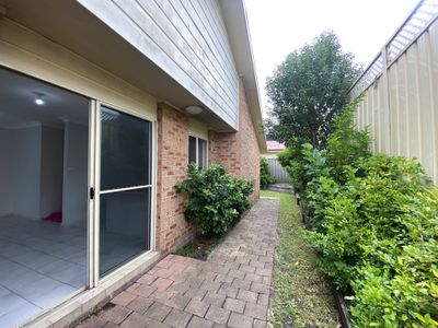 2 / 10 Irelands Road, Blacktown