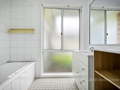 37 Barnard Crescent, Oakhurst