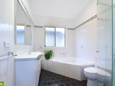 42 Stephanie Avenue, Warilla