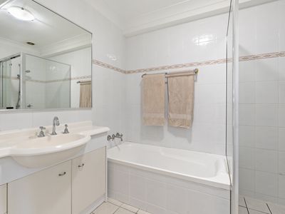 71 / 88-98 Limetree Parade, Runaway Bay