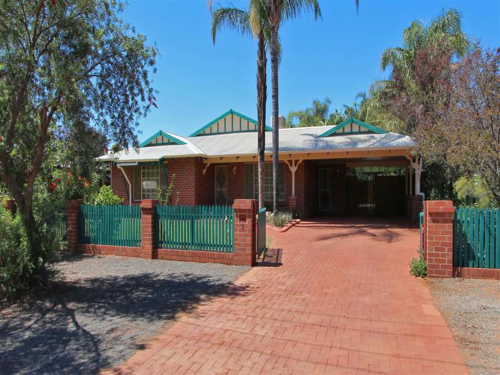 5 Burkett Drive, Kalgoorlie