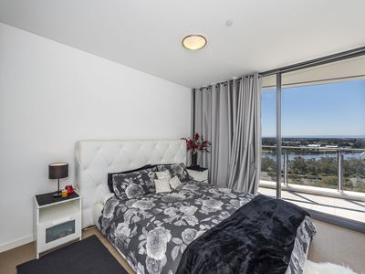 1406 / 96 Bow River Crescent, Burswood