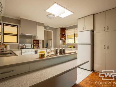 873 Polhill Road, Wellingrove