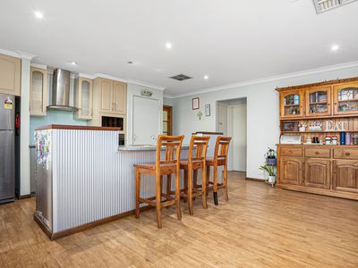 35 Bramley Way, Bibra Lake