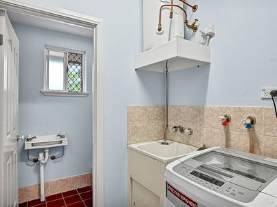 12 / 3 Quetta Close, Manoora