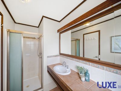 12 Rechner Place, Flynn