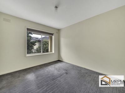 17 / 709 Barkly Street, West Footscray