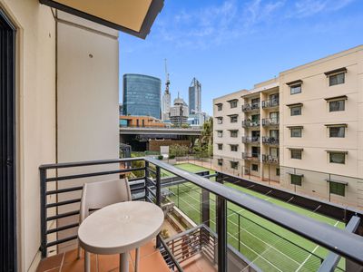 209 / 112 Mounts Bay Road, Perth