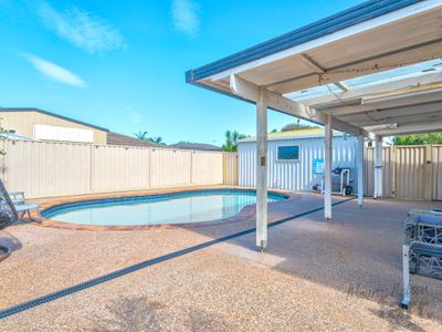 5 Barrine Crescent, Coombabah