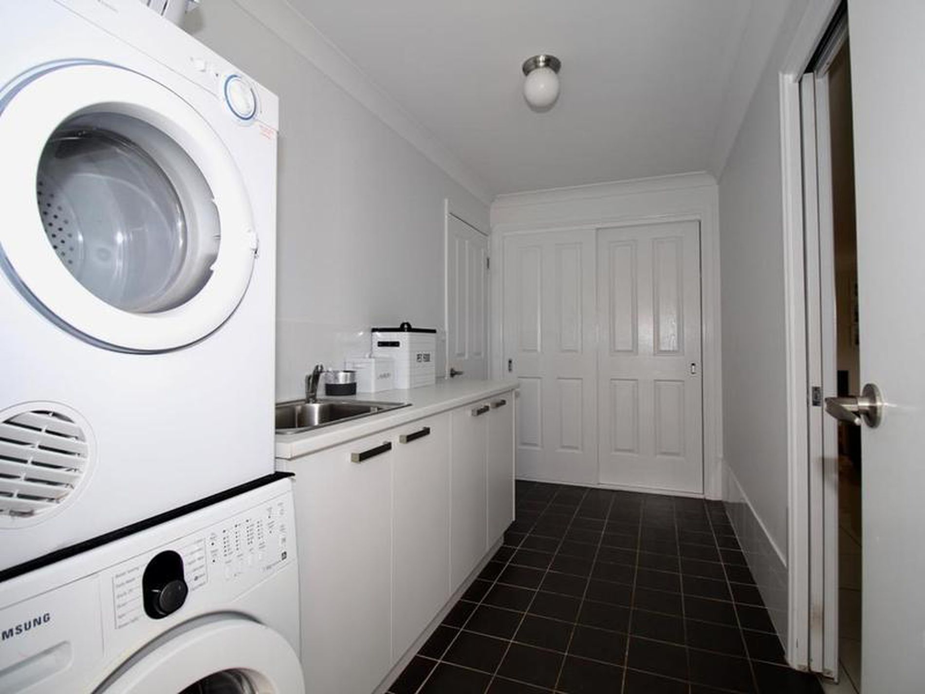 60 James Barnet Drive, Kelso