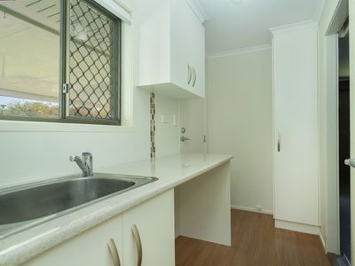 11 Chelsea Court, Centenary Heights