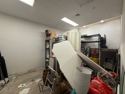 Shop 1 / 16 Borrack Square, Altona North