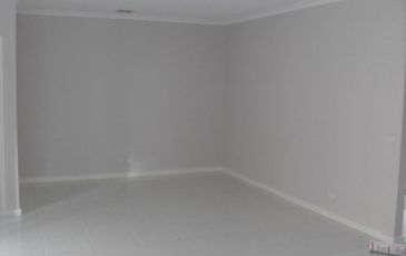 13 Silverleaf Crescent, Officer