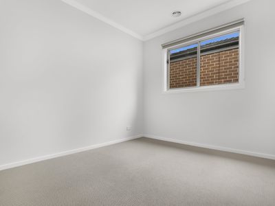 8 Possum Drive, Beveridge