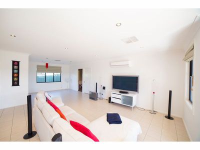19 / 4 Diane Street, Dubbo