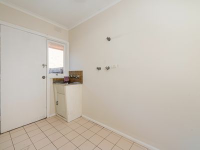 2 / 23 Clyde Street, Box Hill North