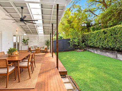 18 Mabel Ave, Southport