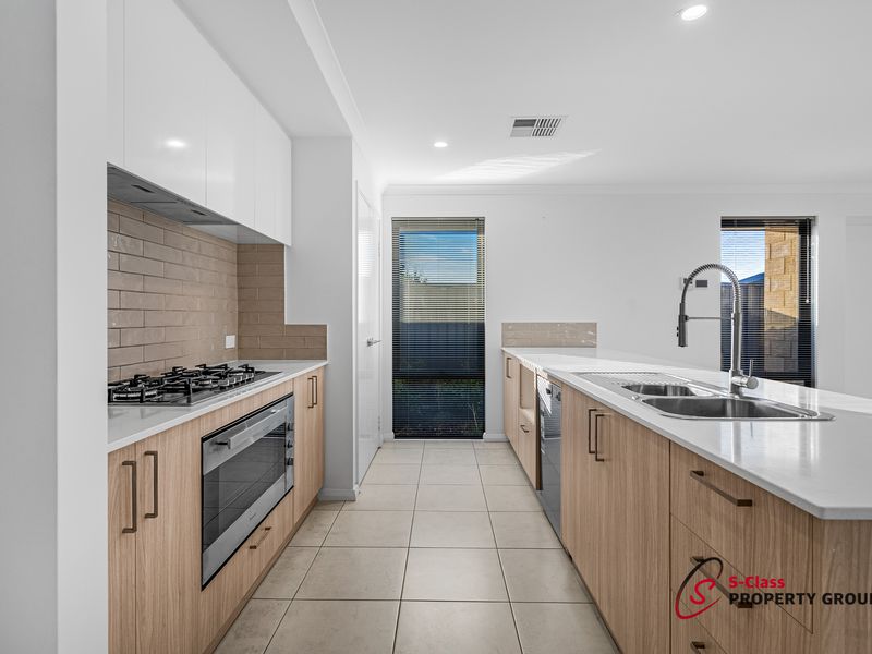 1 Potala Approach, Baldivis