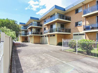 4 / 50-52 Little Street, Forster