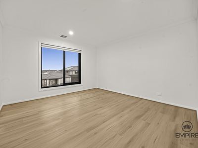 92 Clara Drive, Clyde North