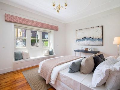 2 / 10 Allens Pde, Bondi Junction