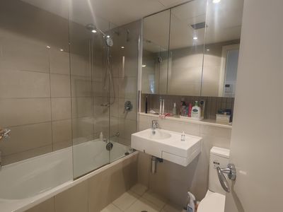 20 / 9 Bay Drive, Meadowbank