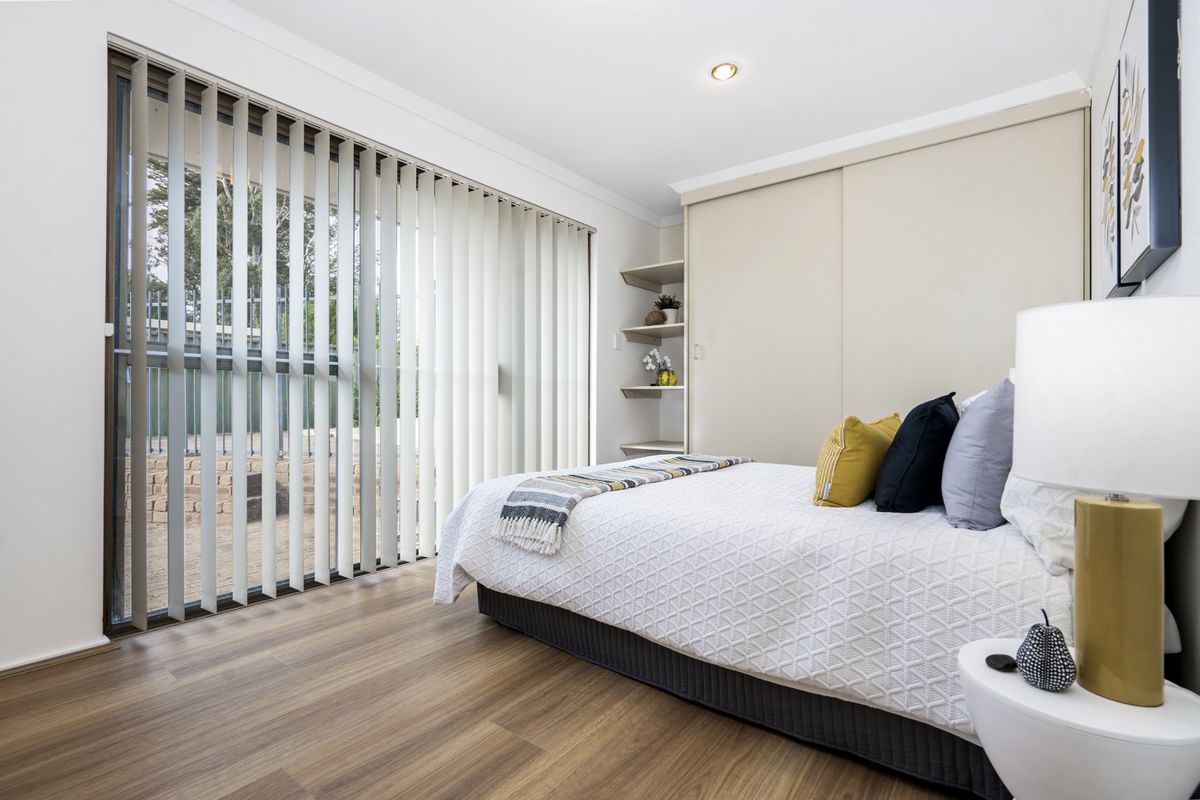 33 Riga Crescent, Willetton