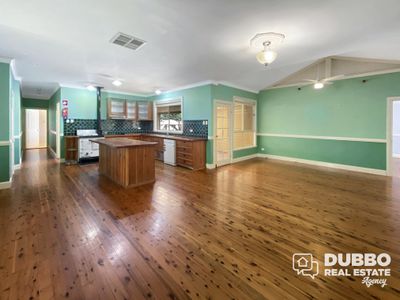 15R Toongi Road, Toongi