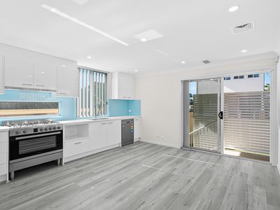 1 / 68 Pur Pur Avenue, Lake Illawarra