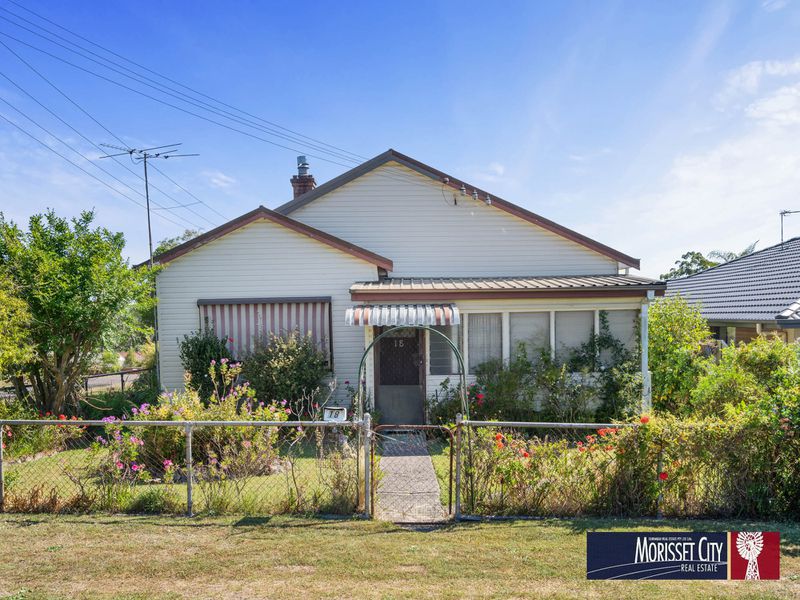 18 Coorumbung Street, Morisset