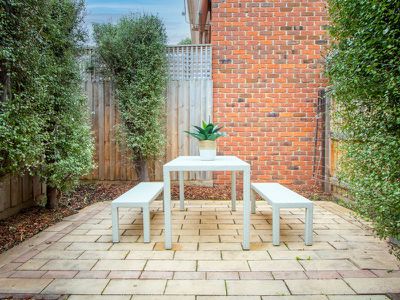 2 / 3 Heany Street, Mount Waverley