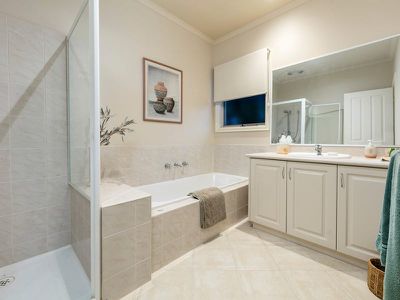 2 Loch Fyne Court, Sorrento