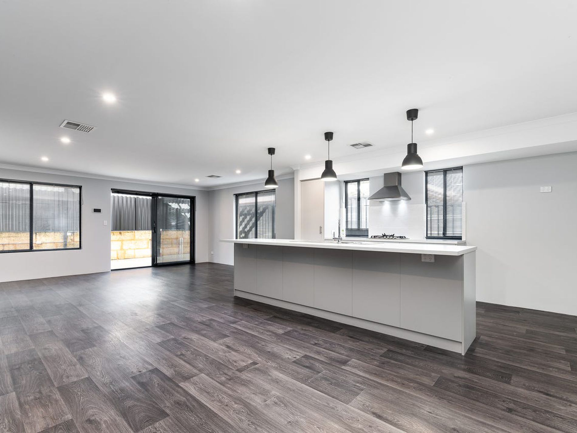 4 Fairmile Street, Bushmead