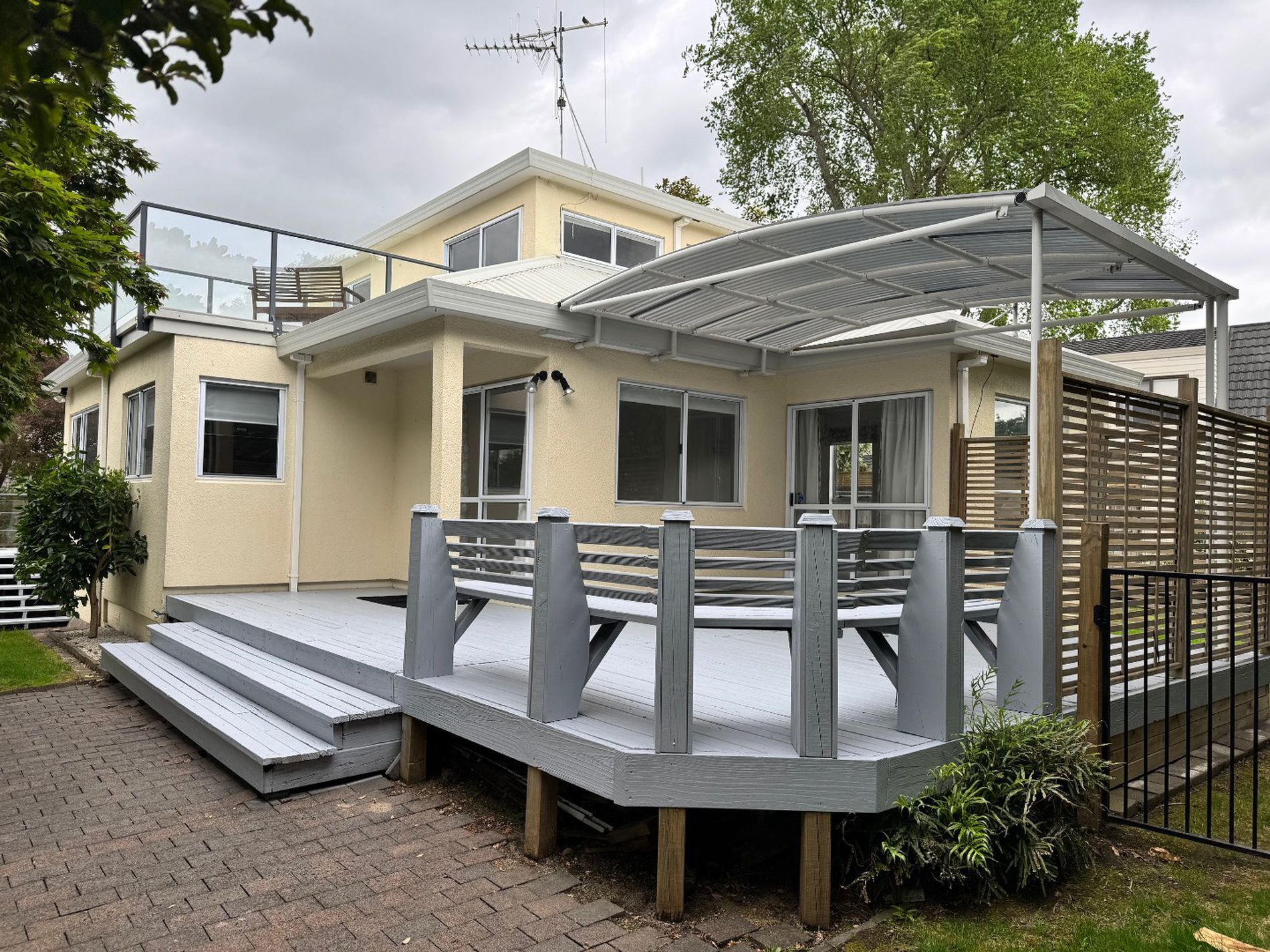 24 Perindale Drive, Chartwell