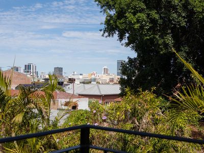 4 / 142 Palmerston Street, Perth