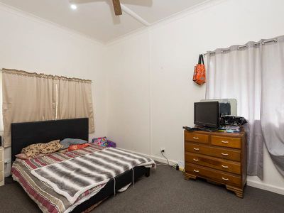 4-6 River Street, Casino
