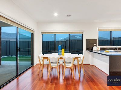 32 Peninsula Crescent, Craigieburn