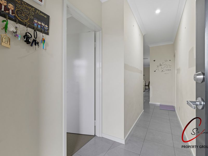 17 Lockwood Way, Aveley