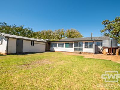 16 Marne Street, Guyra