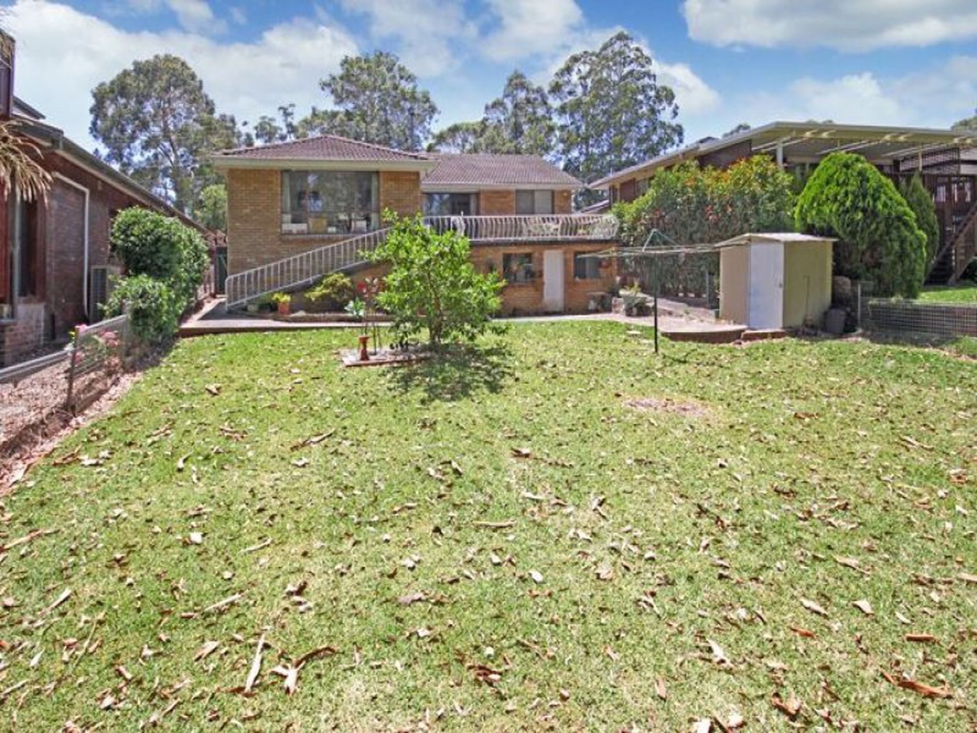 44 Kings Point Drive, Kings Point