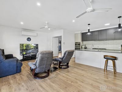 9 Shoalwater Circuit, Lammermoor