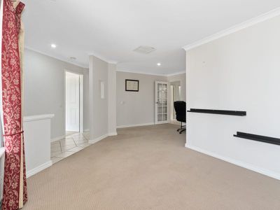 93 Bindoon Loop, Huntingdale