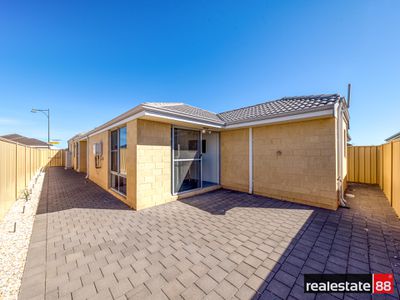 18 Packer Rise, Hammond Park