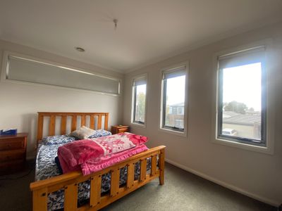 2 / 49 Hope Way, Tarneit